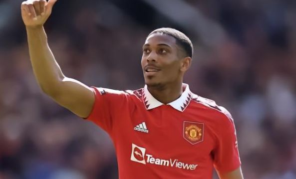 一名球員在 一名球員在